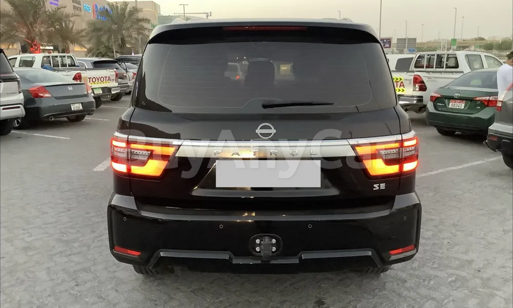 Vehicle photo 2