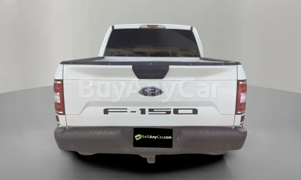 Vehicle photo 3