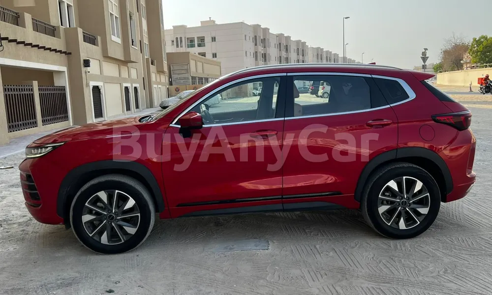 Vehicle photo 5