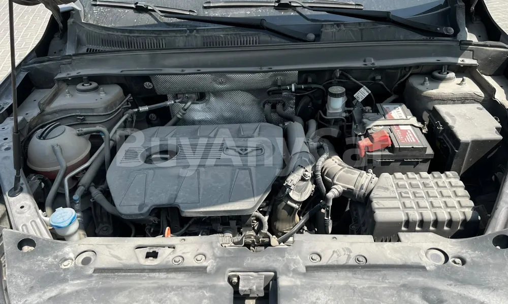 Vehicle photo 6