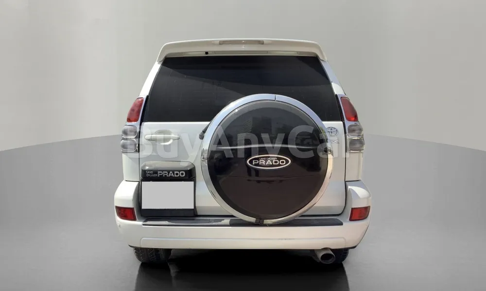 Vehicle photo 2