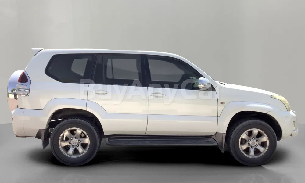 Vehicle photo 3
