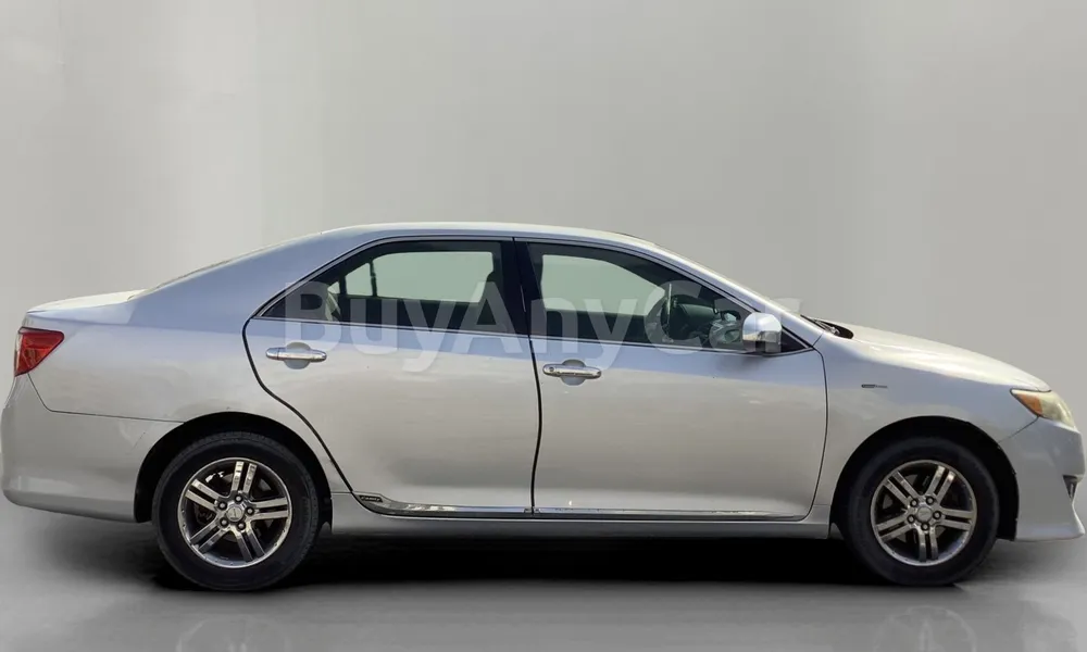 Vehicle photo 3