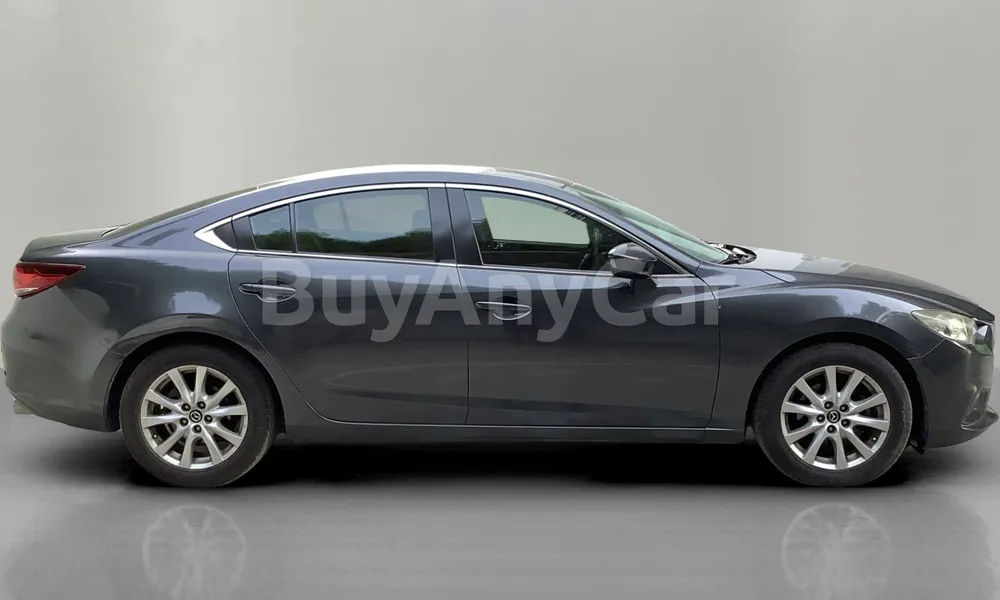 Vehicle photo 3