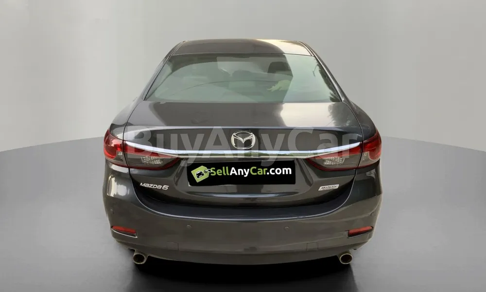 Vehicle photo 2