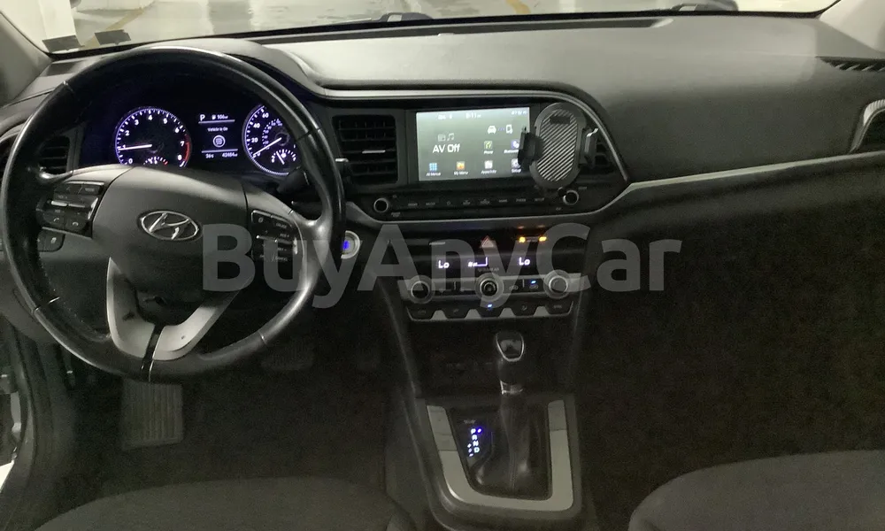Vehicle photo 9