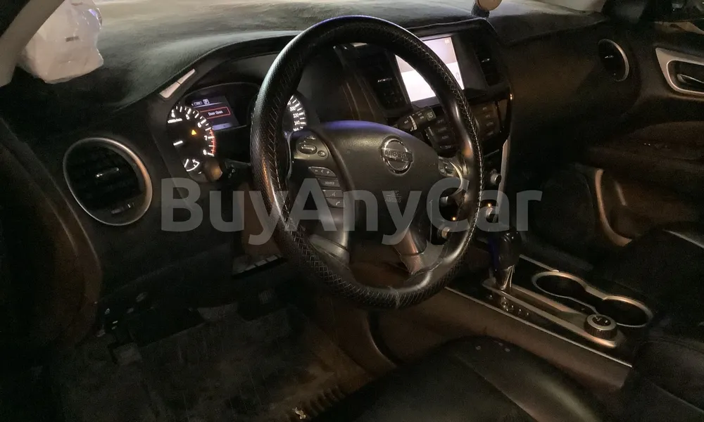 Vehicle photo 8