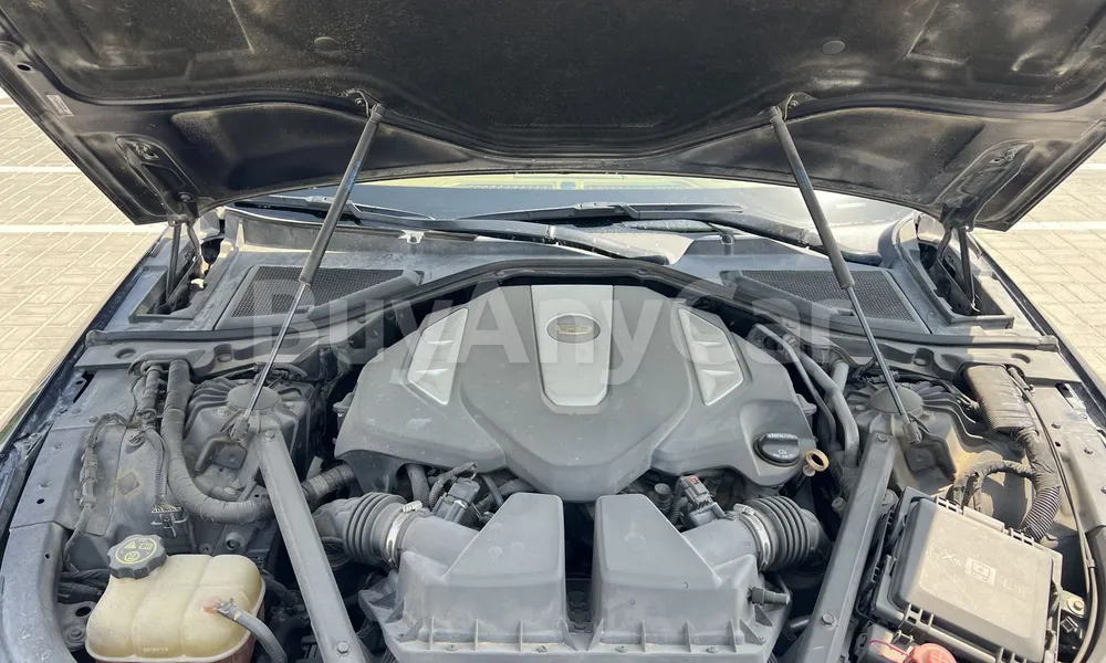 Vehicle photo 6