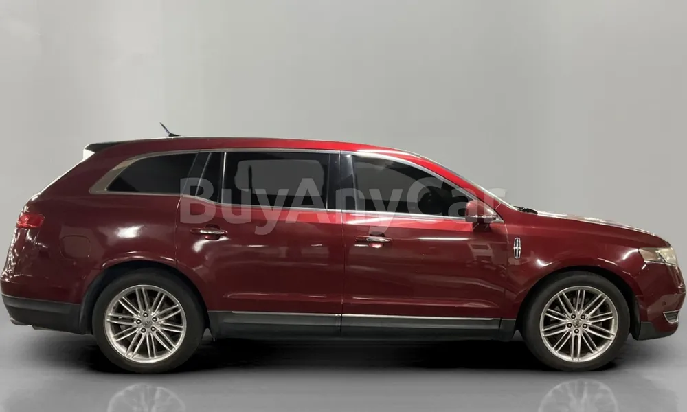 Vehicle photo 3
