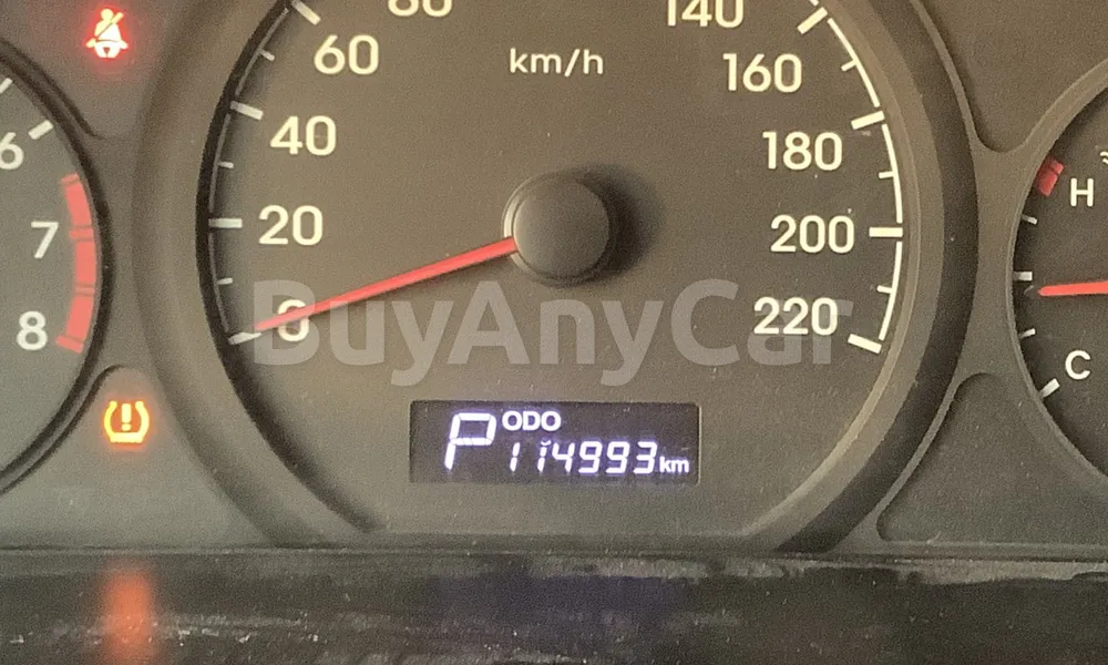 Vehicle photo 8
