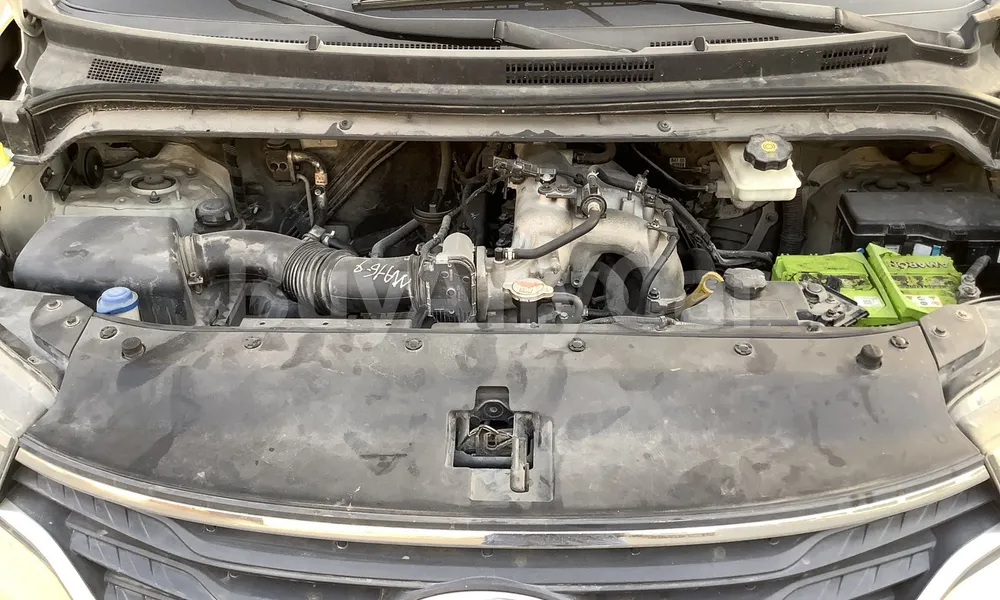 Vehicle photo 7