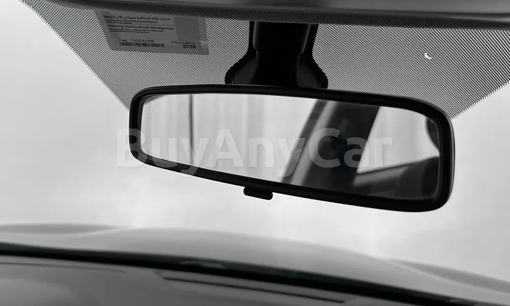 Vehicle photo 11