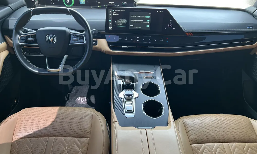 Vehicle photo 8