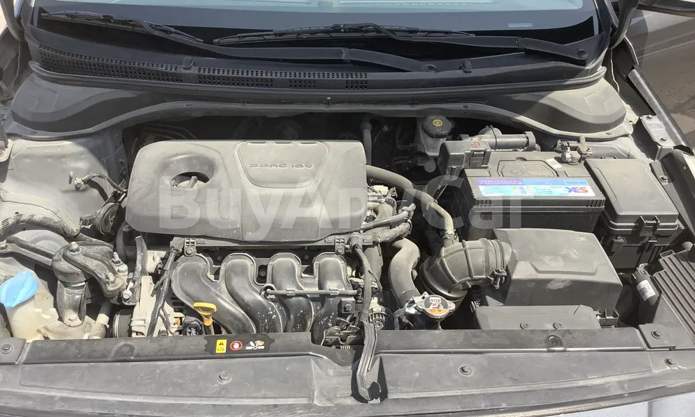 Vehicle photo 6