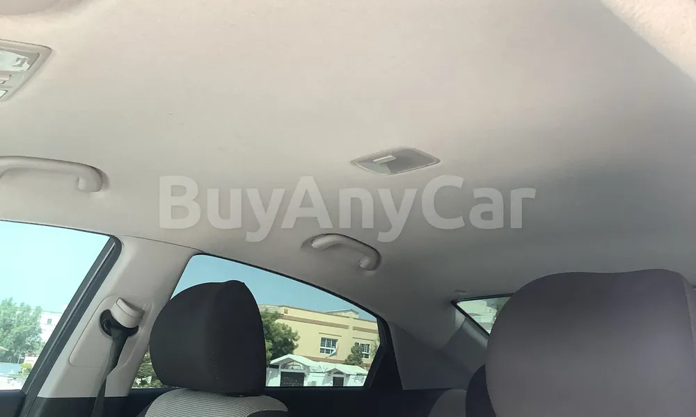 Vehicle photo 8