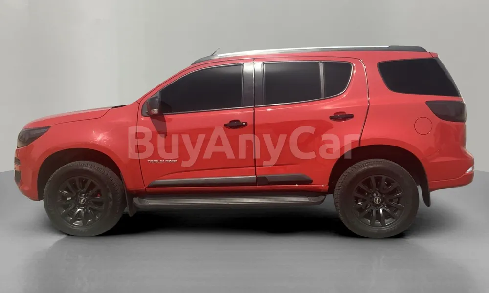 Vehicle photo 4