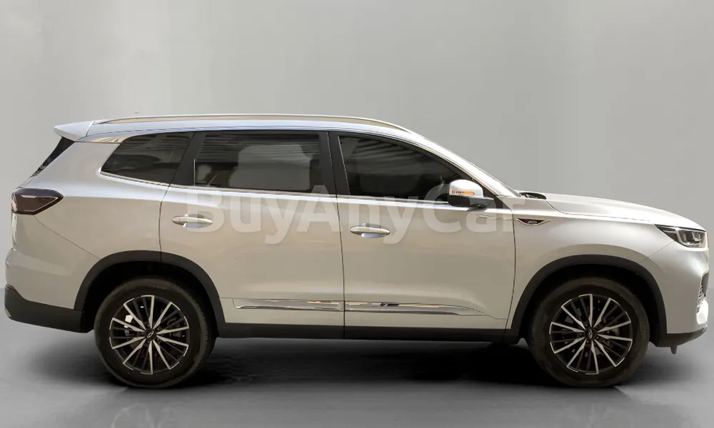 Vehicle photo 3