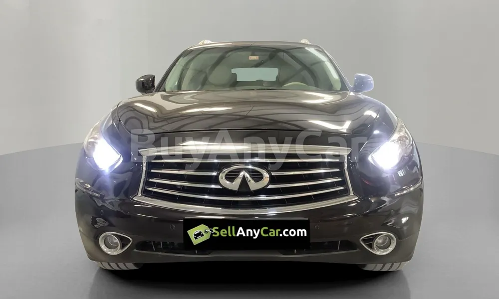 Vehicle photo 1