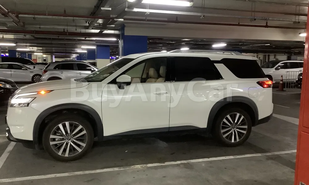 Vehicle photo 5