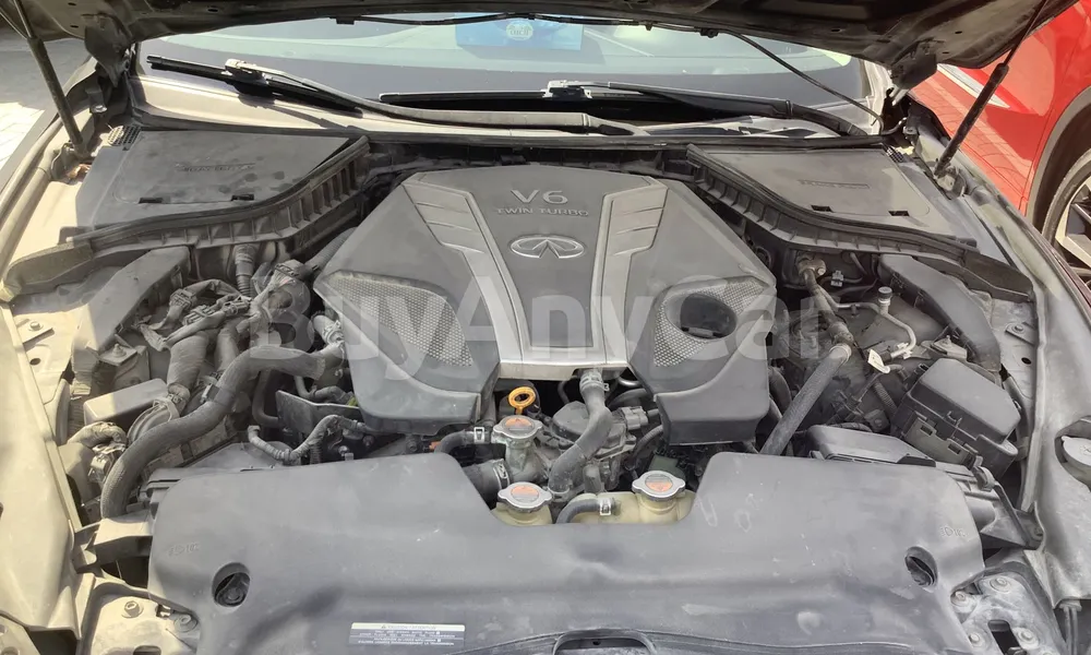 Vehicle photo 6