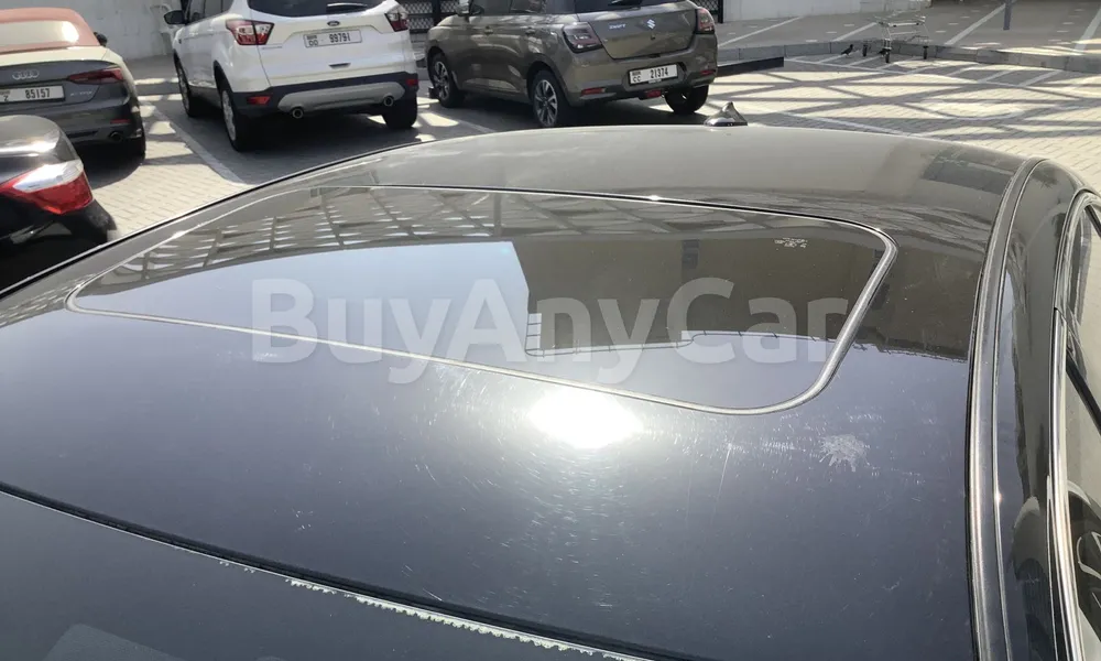 Vehicle photo 5