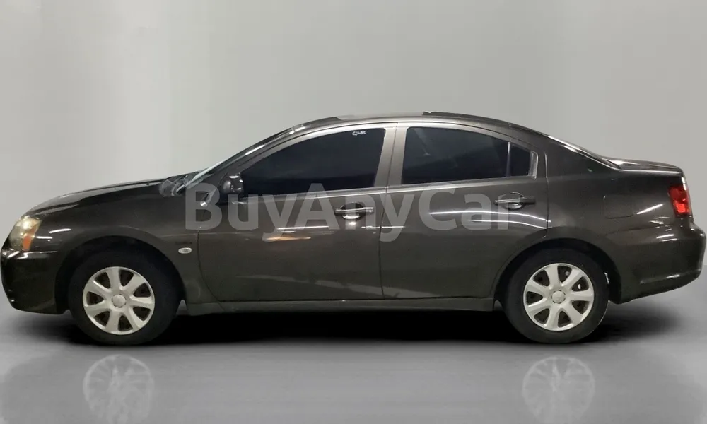 Vehicle photo 4