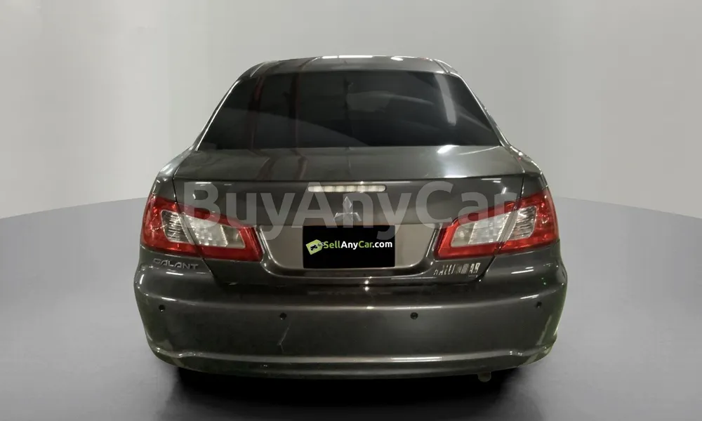 Vehicle photo 2