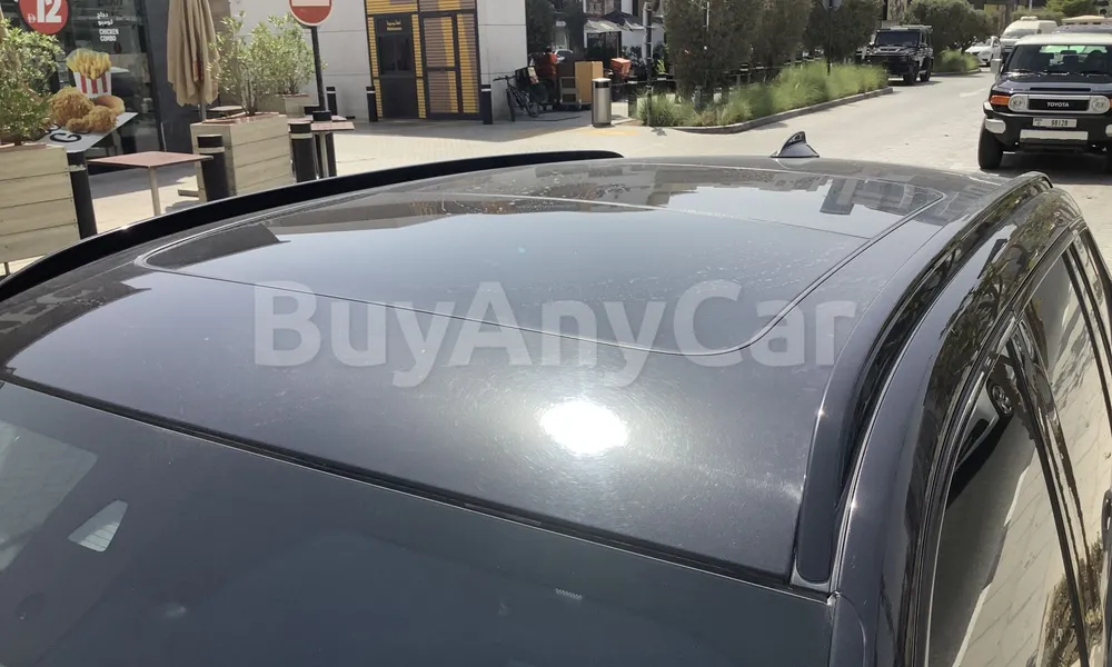 Vehicle photo 5