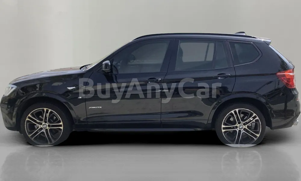 Vehicle photo 3
