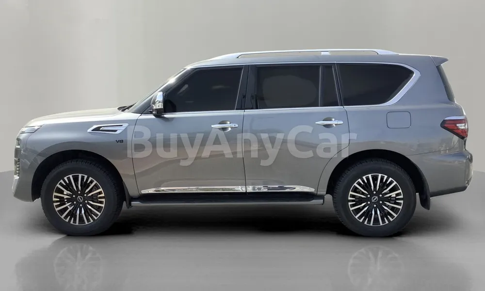 Vehicle photo 4