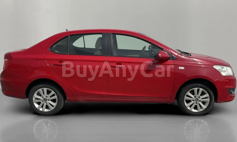 Vehicle photo 3