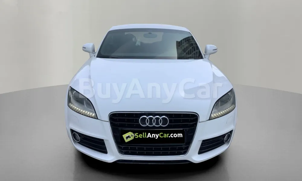 Vehicle photo 1