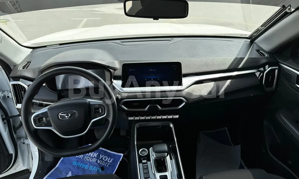 Vehicle photo 7