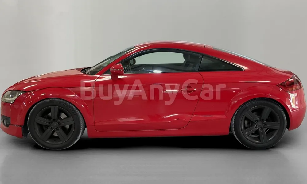 Vehicle photo 4