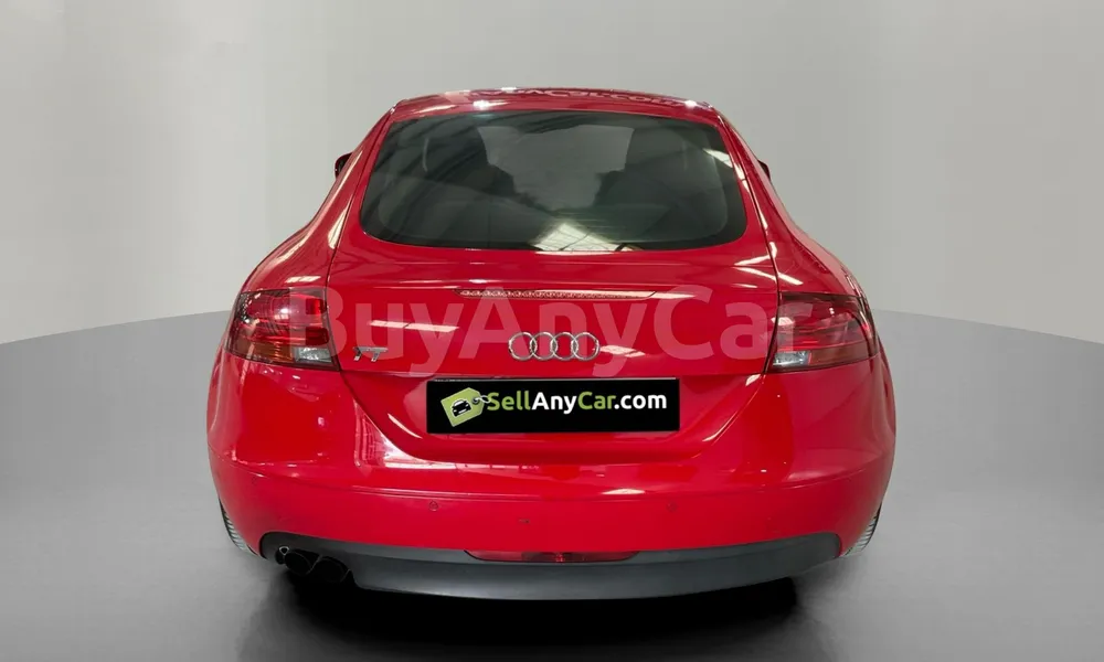 Vehicle photo 2