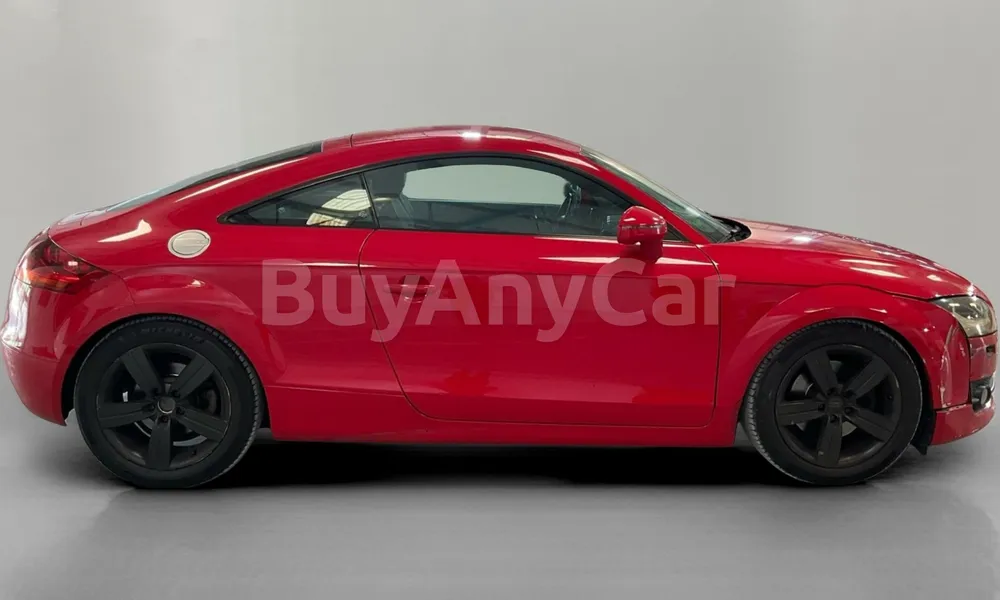 Vehicle photo 3
