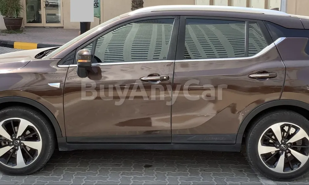 Vehicle photo 4