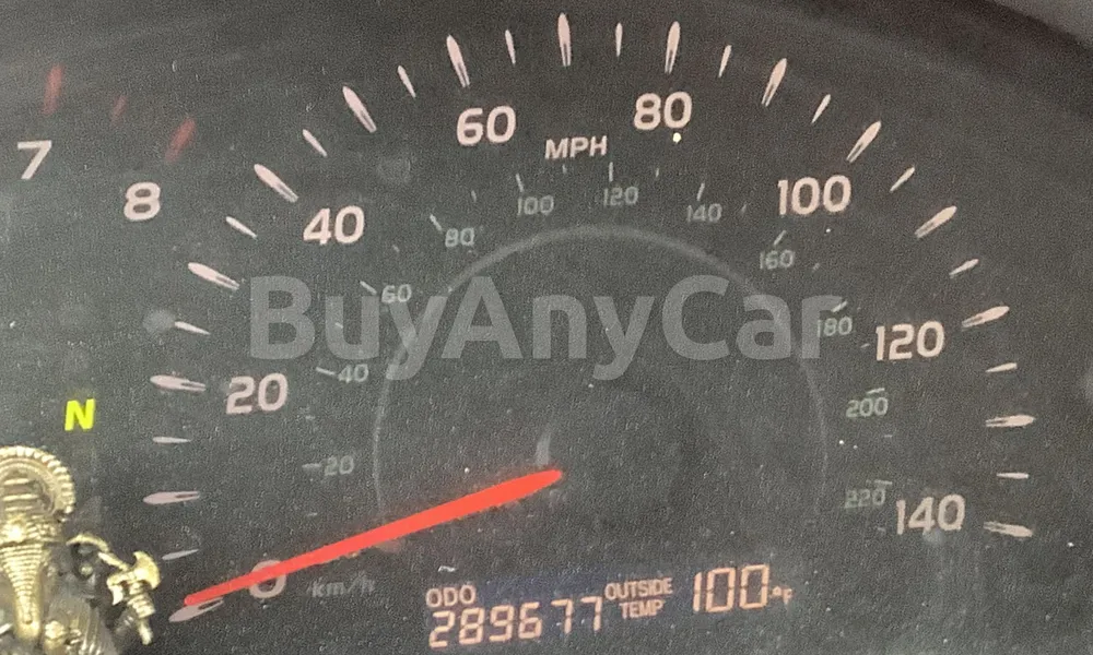 Vehicle photo 7