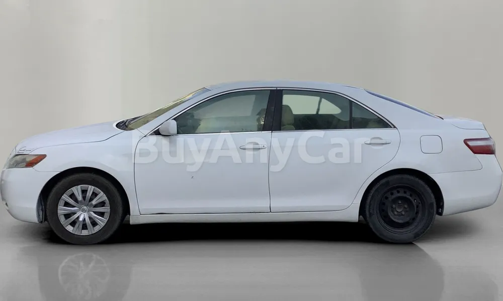 Vehicle photo 4