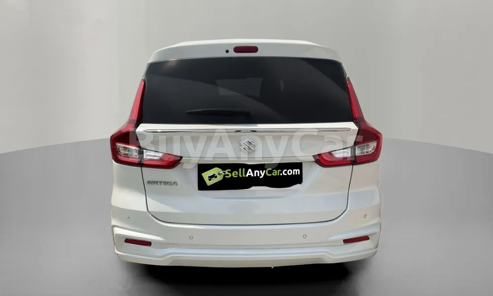 Vehicle photo 2