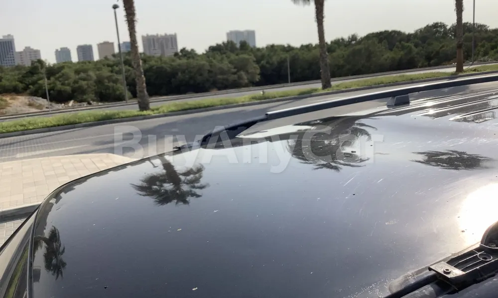 Vehicle photo 5