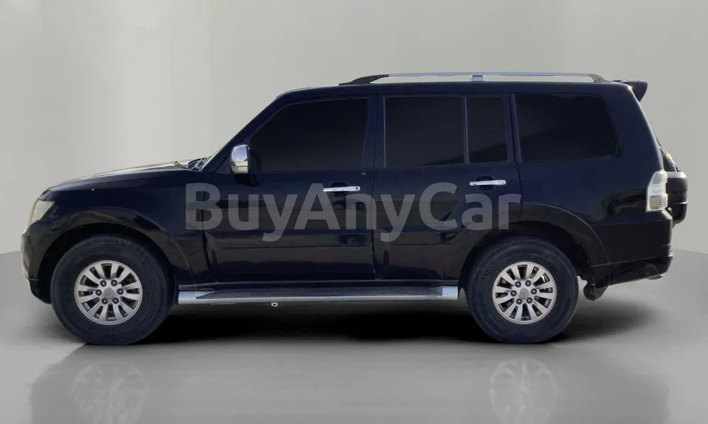 Vehicle photo 4