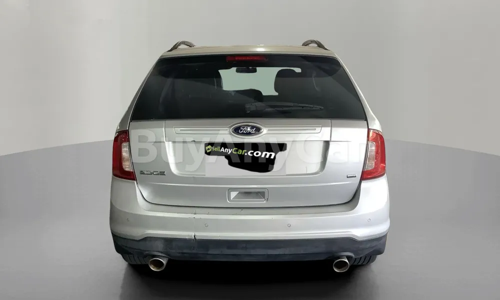 Vehicle photo 2