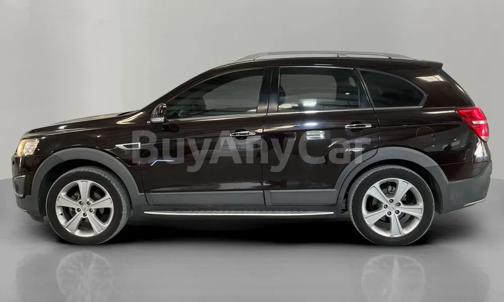 Vehicle photo 4