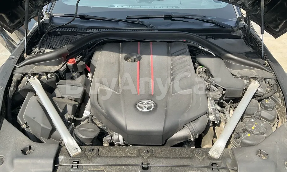 Vehicle photo 7