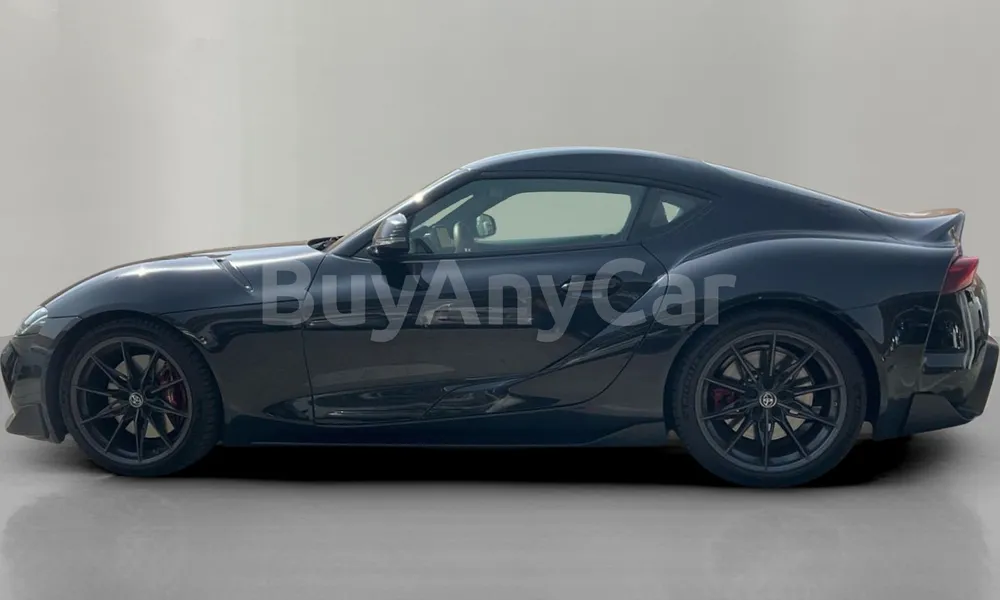 Vehicle photo 5