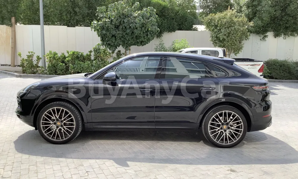 Vehicle photo 5