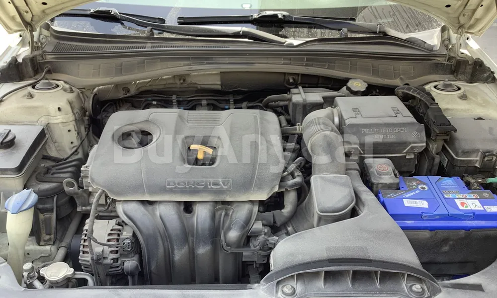 Vehicle photo 6