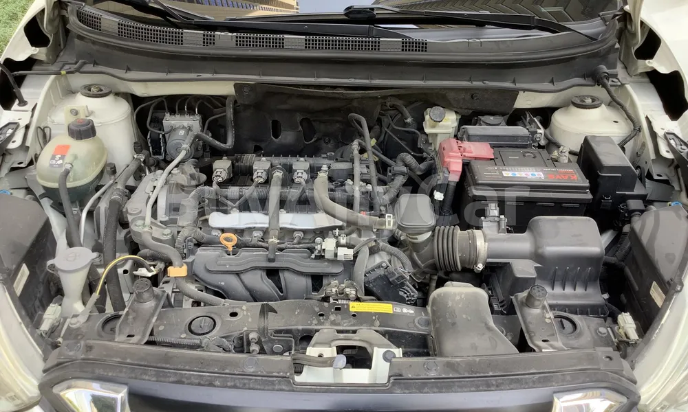 Vehicle photo 6