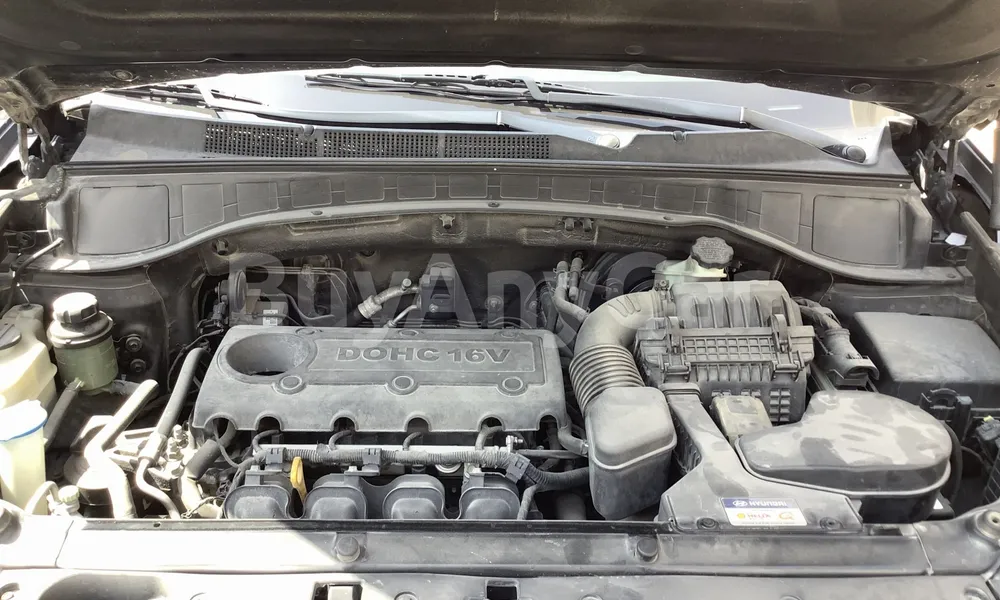 Vehicle photo 7